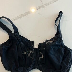 Prima Dona full cup 38g gently worn